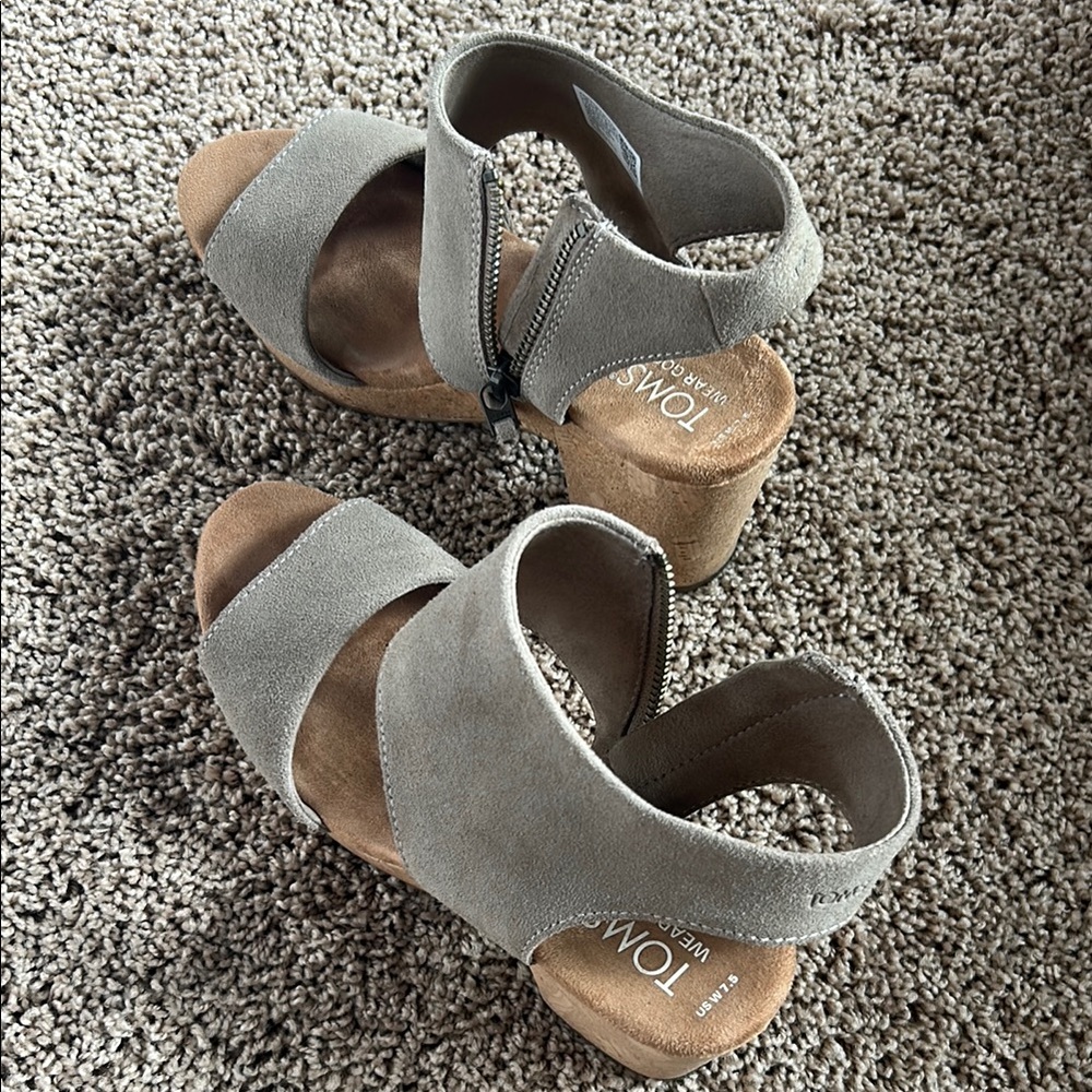TOMS Women's Taupe Wedge Sandals